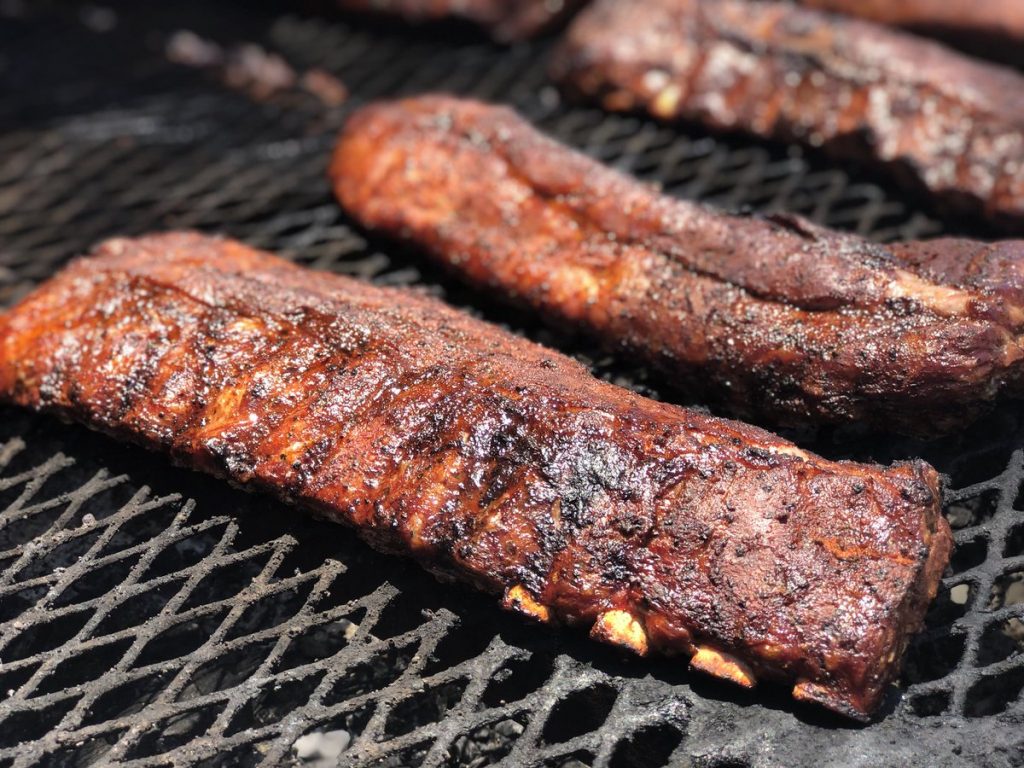 Is Red Oak Good for Smoking Meat?