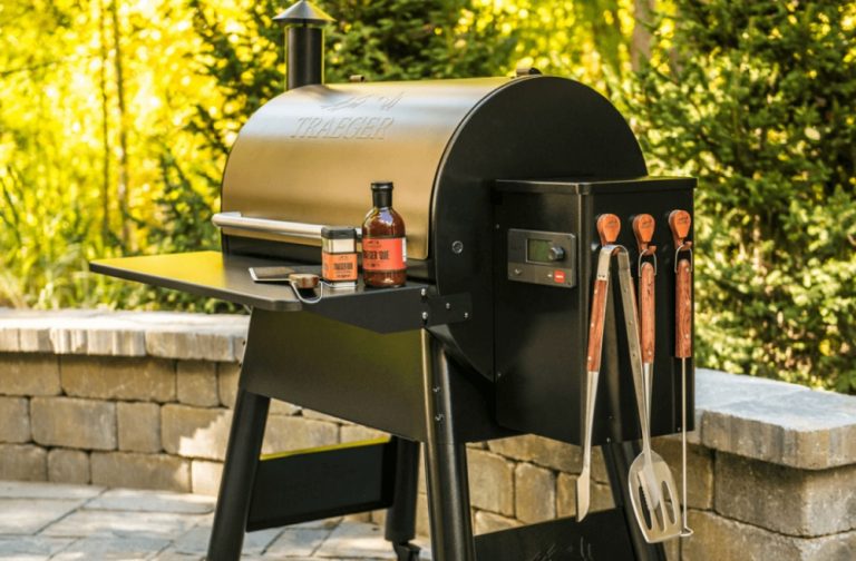 Can You Use Traeger Pellets in a Green Mountain Grill? Pastime Bar