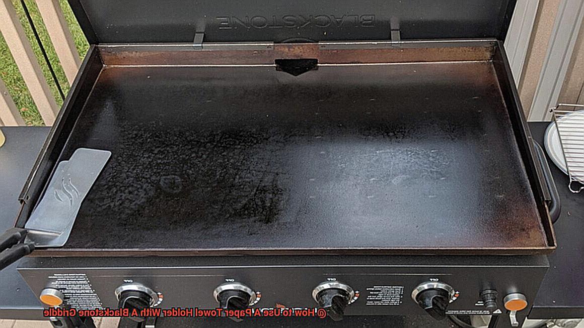 How to Use A Paper Towel Holder With A Blackstone Griddle-5