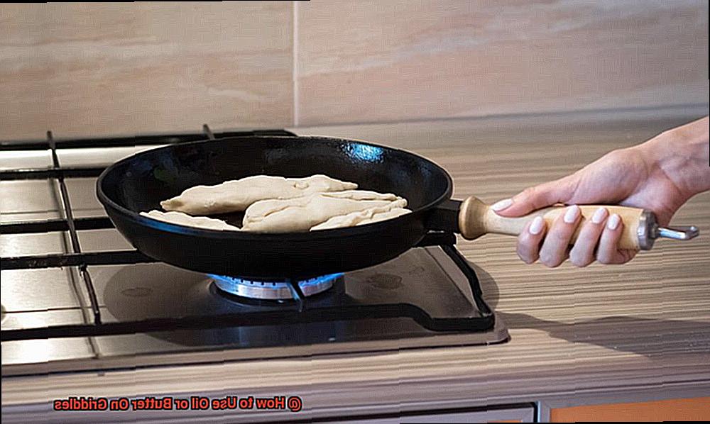 How to Use Oil or Butter On Griddles-4