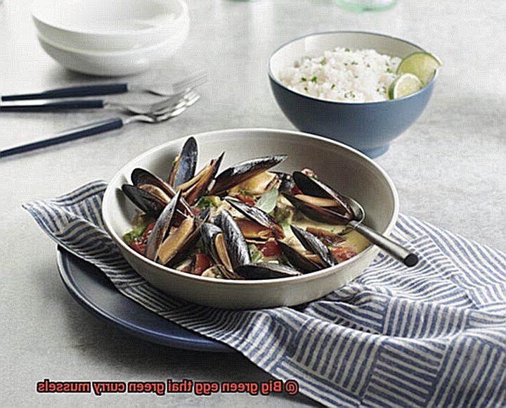 Big green egg thai green curry mussels-8