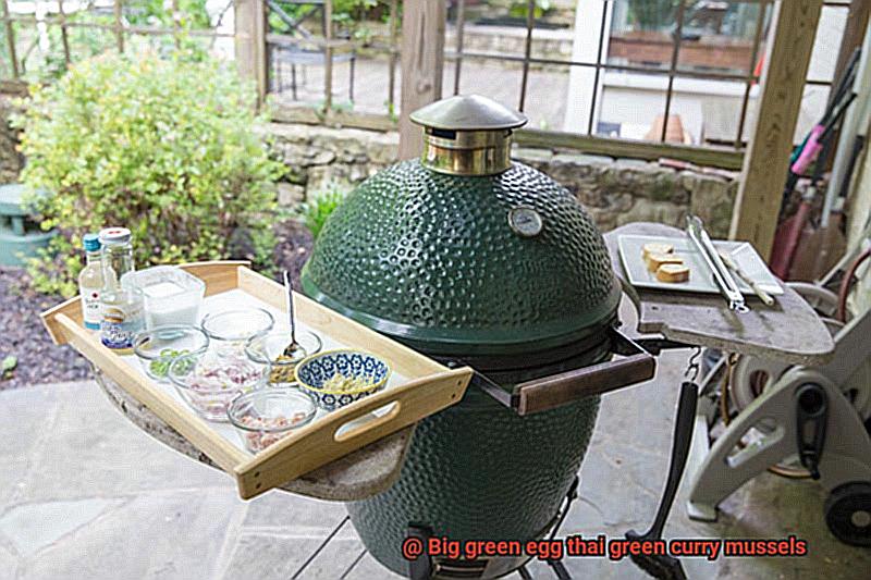 Big green egg thai green curry mussels-15