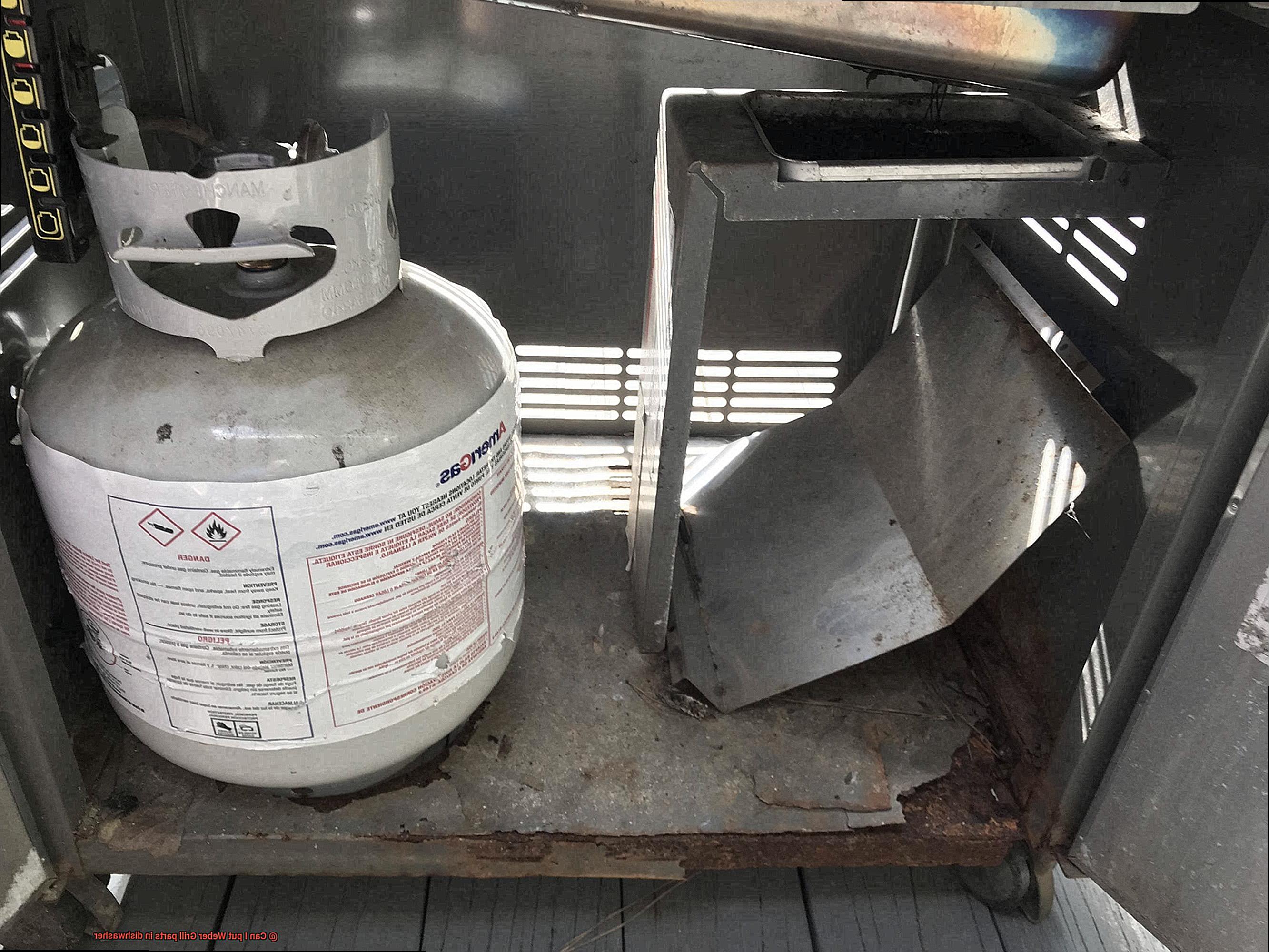 Can I put Weber Grill parts in dishwasher-2