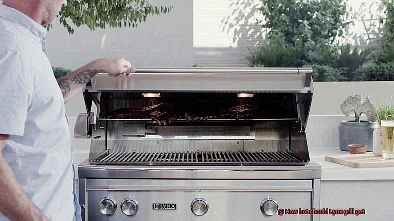 How hot should Lynx grill get-4