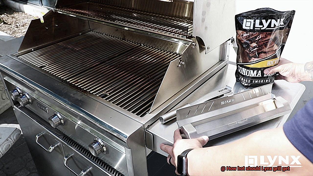 How hot should Lynx grill get-5