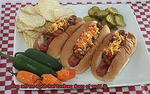 How to cook perfect hot dogs on the grill-2