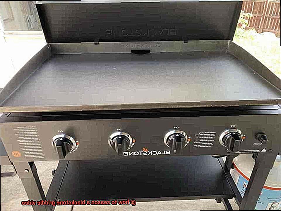 how to season a blackstone griddle video-7
