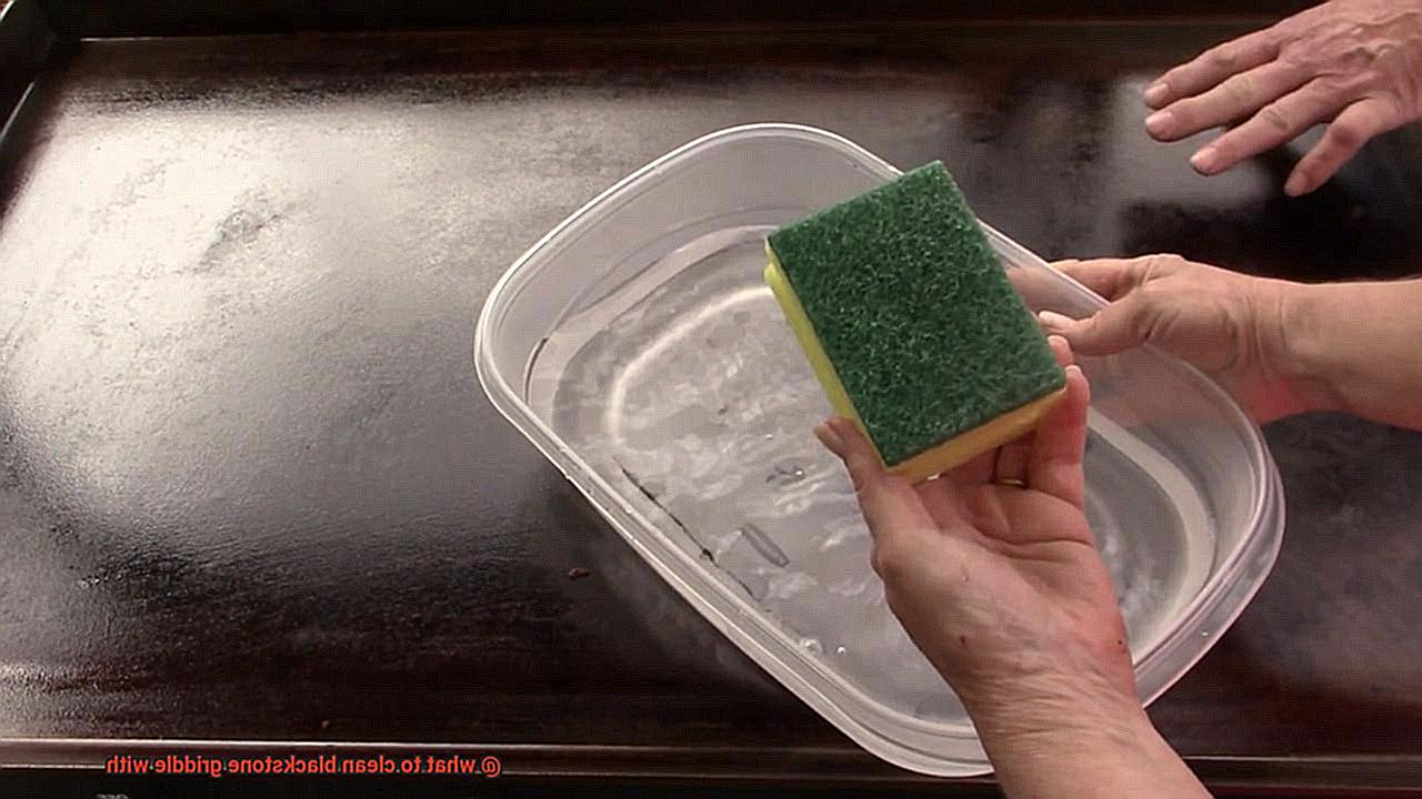 what to clean blackstone griddle with-2