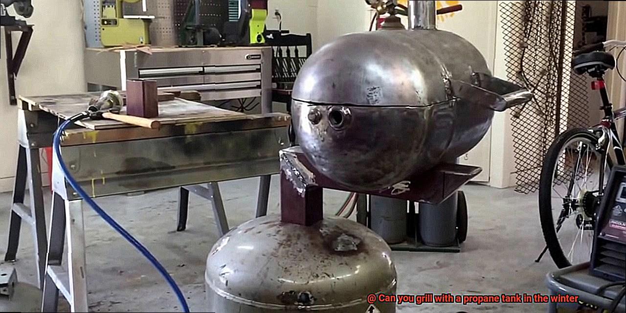 Can you grill with a propane tank in the winter-3