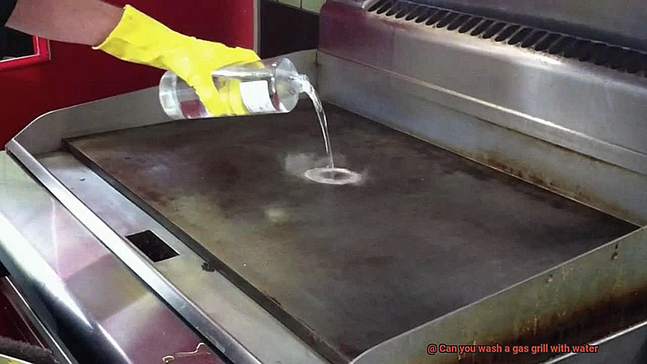 Can you wash a gas grill with water-4