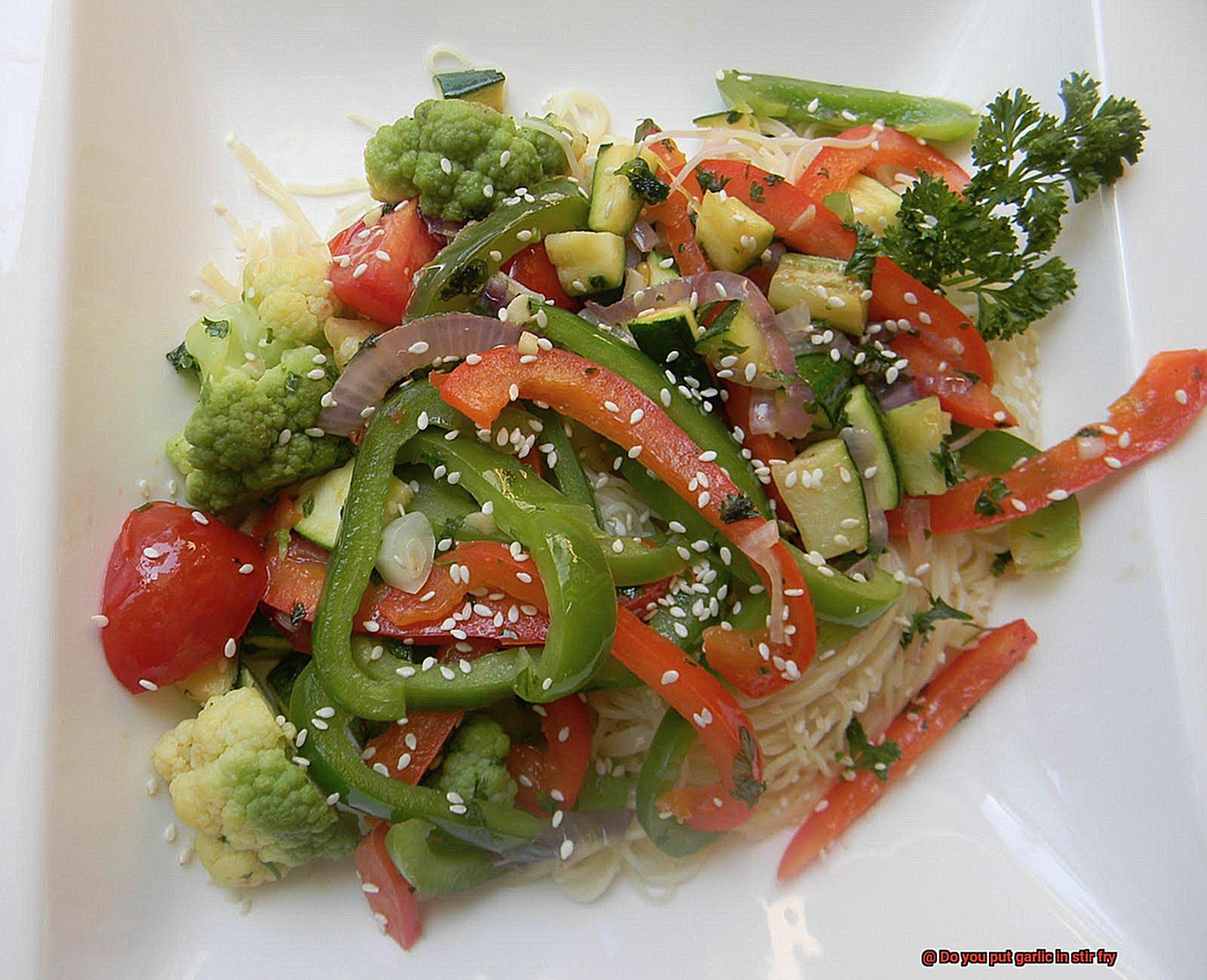 Do you put garlic in stir fry-4