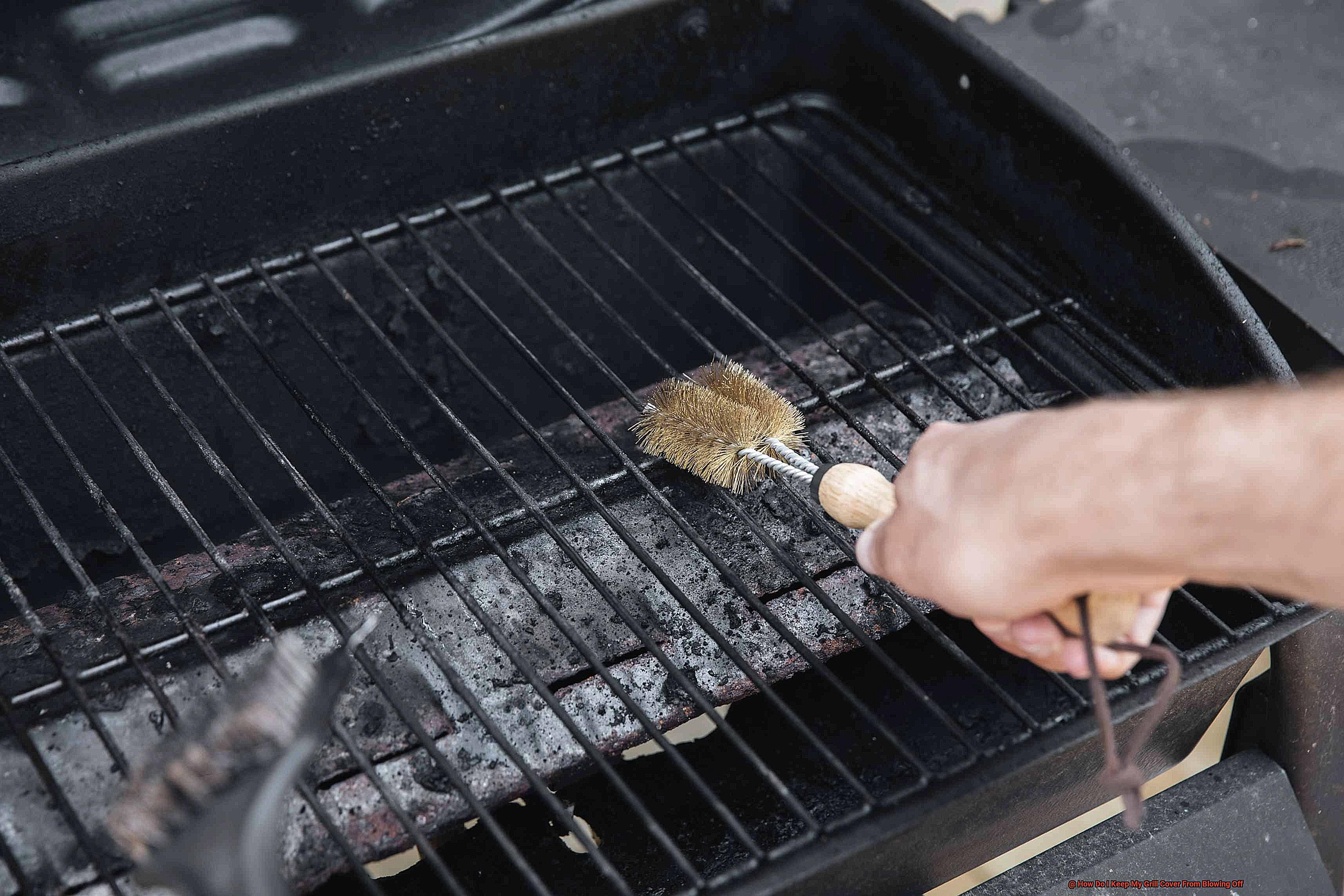 How Do I Keep My Grill Cover From Blowing Off-2